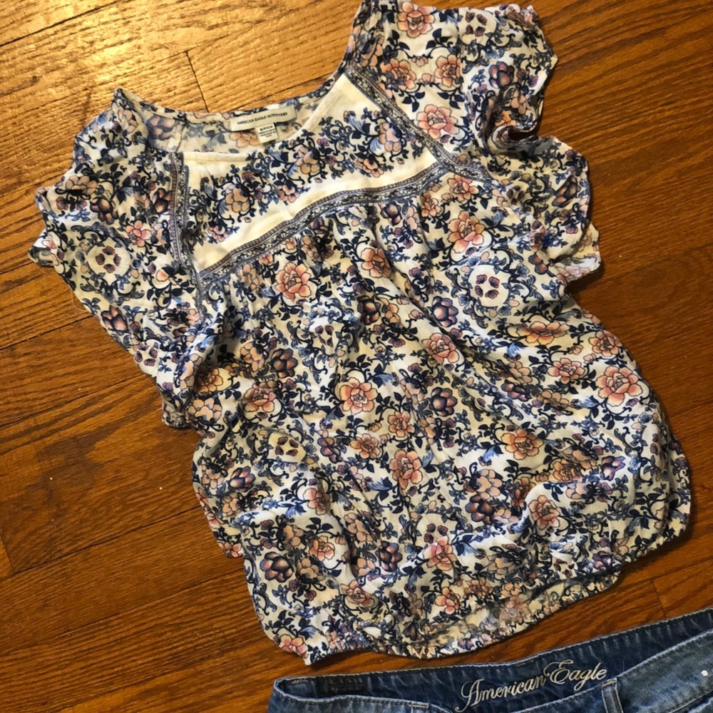 ‼️sale ‼️American Eagle NWOT‼️ Never worn top